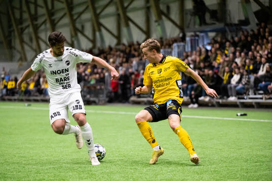 Odds Sondre Solholm och Elfsborgs Jeppe Møldrup Okkels