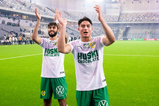 Hammarbys Montader Madjed och Jusef Erabi jublar