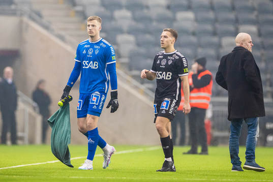 Brages målvakt Viktor Frodig deppar
