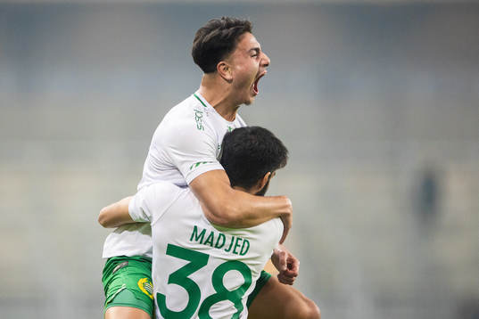 Hammarbys Jusef Erabi jublar med Montader Madjed
