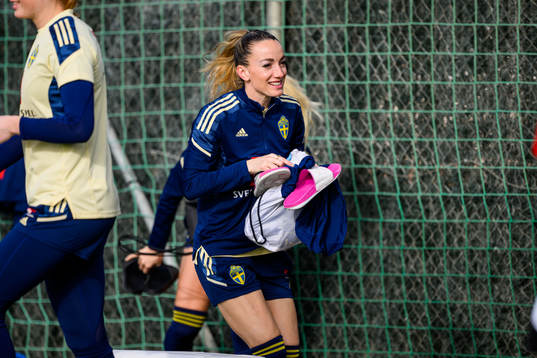 Kosovare Asllani