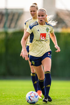 Stina Lennartsson
