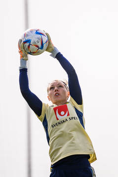 Goalkeeper Jennifer Falk