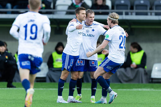 Norrköpings  Arnor Traustason jublar