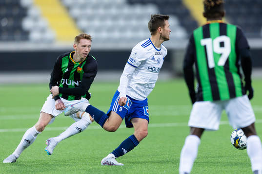 GAIS  Julius Lindberg och Norrköpings Ari Freyr Skulason