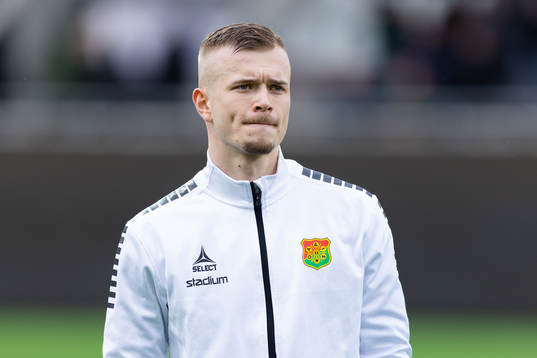 GAIS Alexander Ahl Holmström innan fotbollsmatchen i