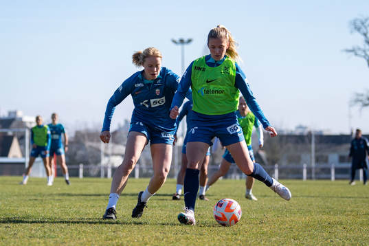 Julie Blakstad and Emilie Nautnes of Norway