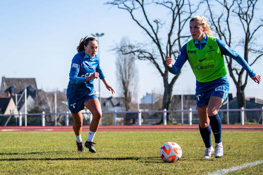 Marit Bratberg Lund and Emilie Nautnes of Norway