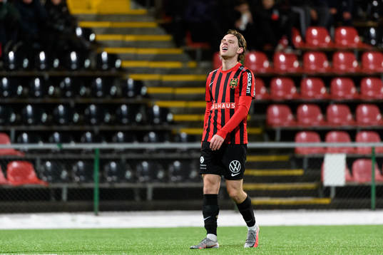 Brommapojkarnas Oscar Pettersson deppar