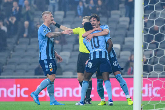 Djurgårdens Joel Asoro jublar