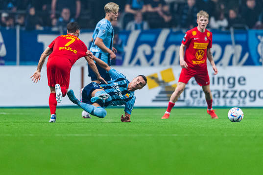 Djurgårdens Haris Radetinac och Landskronas Alexander Tkacz