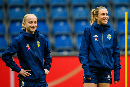 Anna Sandberg and Freja Olofsson of the Swedish women's