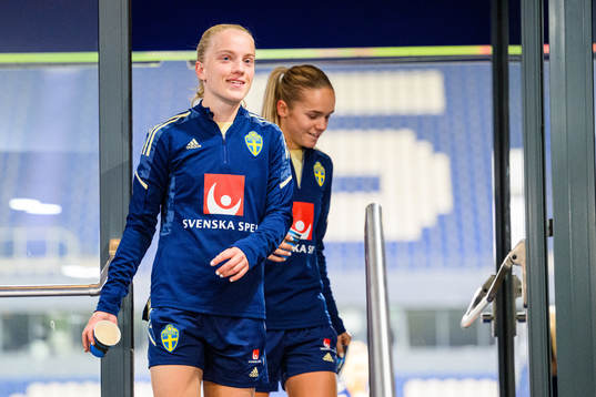 Anna Sandberg and Hanna Lundkvist of the Swedish women's