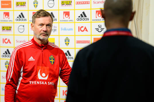 Head coach Peter Gerhardsson of the Swedish women's