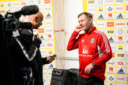 Head coach Peter Gerhardsson of the Swedish women's