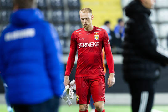 IFK Göteborgs målvakt Pontus Dahlberg tvingas utgå