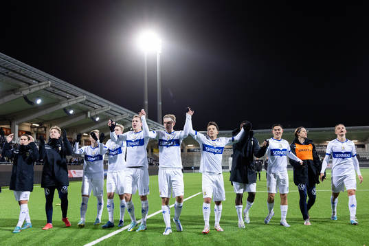 IFK Göteborgs spelare jublar