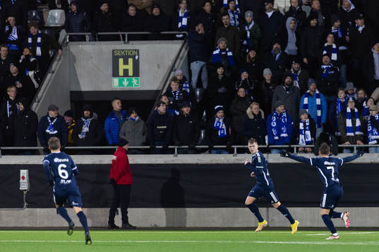 Utsiktens Albin Skoglund jublar