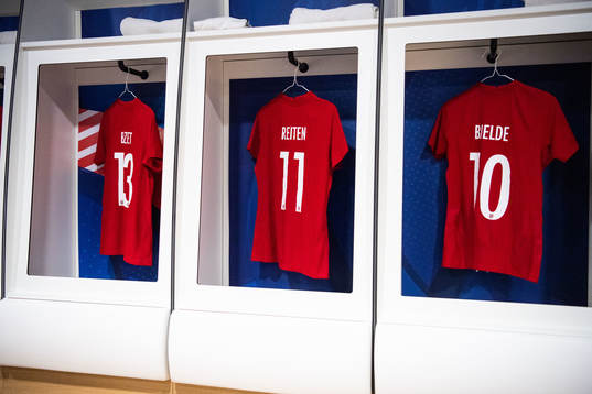 Shirts of Celin Bizet Ildhusøy, Guro Reiten and Thea