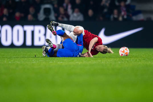 Kadidiatou Diani of France and Julie Blakstad of Norway
