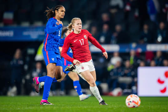 Wendie Renard of France and Julie Blakstad of Norway