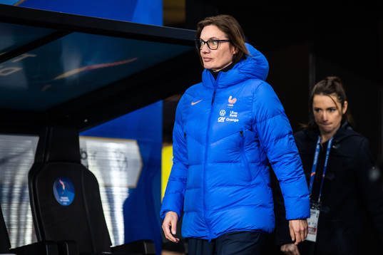 Head coach Corinne Diacre of France