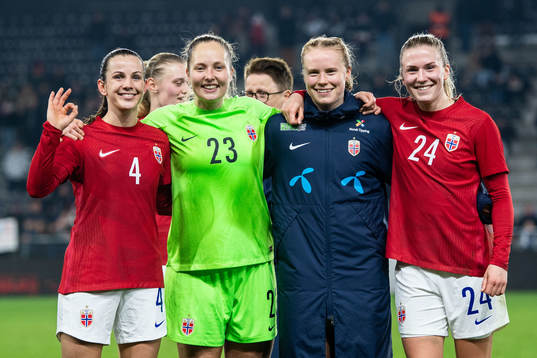 Tuva Hansen, goalkeeper Aurora Mikalsen, Julie Blakstad and
