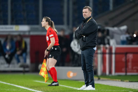 Head coach Peter Gerhardsson of Sweden