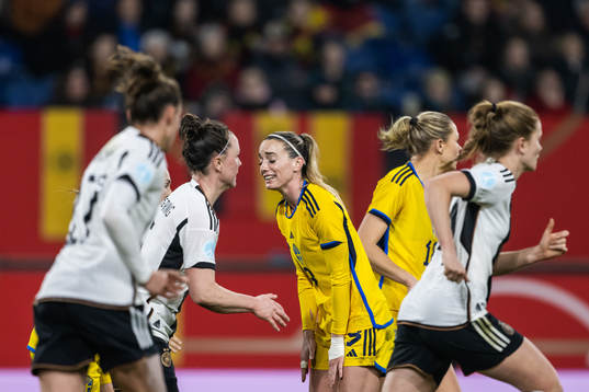 Kosovare Asllani of Sweden looks dejected