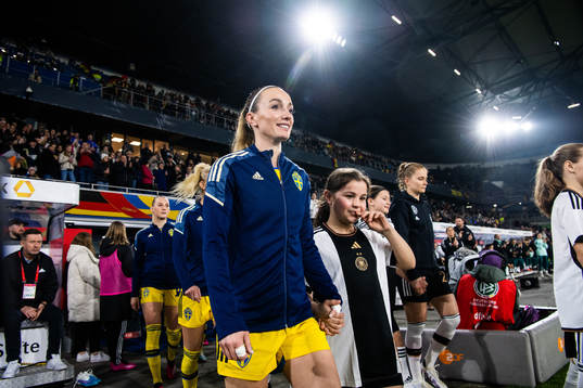 Kosovare Asllani of Sweden