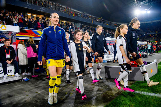 Kosovare Asllani of Sweden