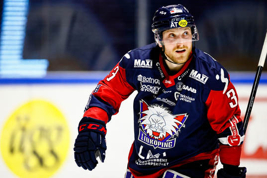 Linköpings Linus Hultström jublar