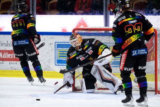Luleås målvakt Joel Lassinantti deppar