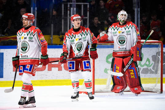 Frölundas Linus Nässen, Tom Nilsson och målvakt Frederik