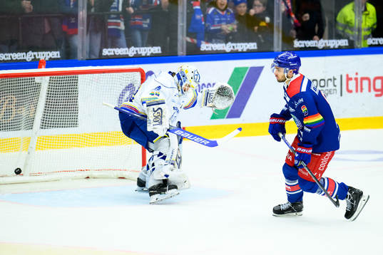 Oskarshamns Ahti Oksanen gör 5-1 på straff