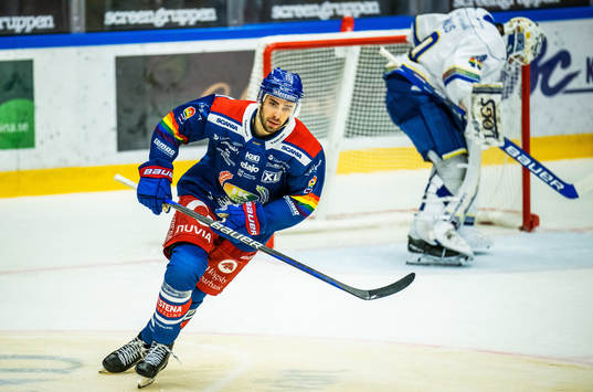 Oskarshamns Ahti Oksanen jublar
