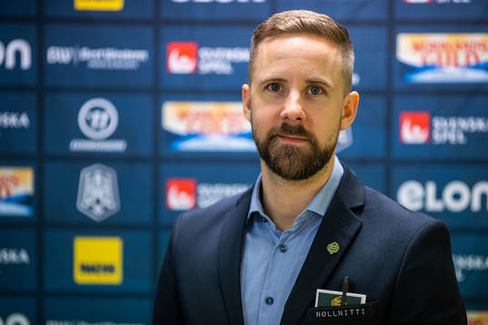 Björklövens tränare Viktor Stråhle