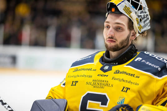 Södertäljes målvakt Nikita Talapila