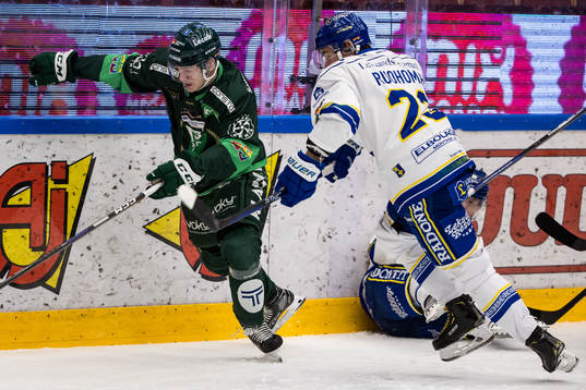 Färjestads Lucas Forsell och Leksands Mikael Ruohomaa