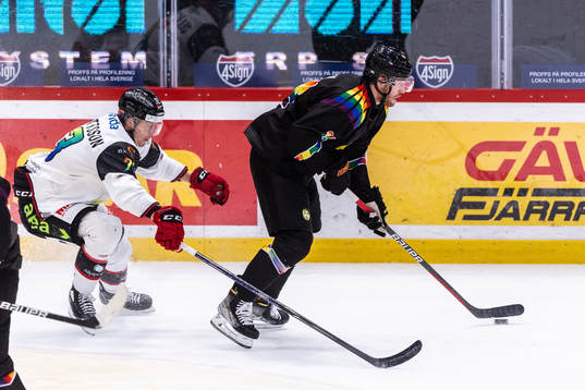 Malmö Redhawks Adam Ollas Mattsson och Brynäs Oscar Eklind