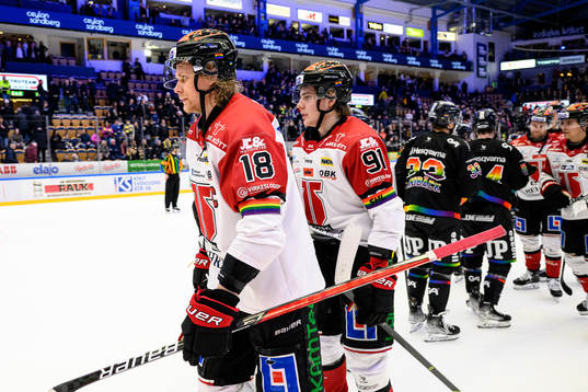 Örebros Rodrigo Abols och Leo Carlsson deppar