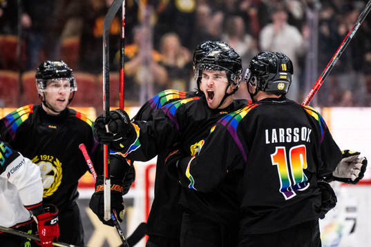 Brynäs Dmytro Timashov jublar