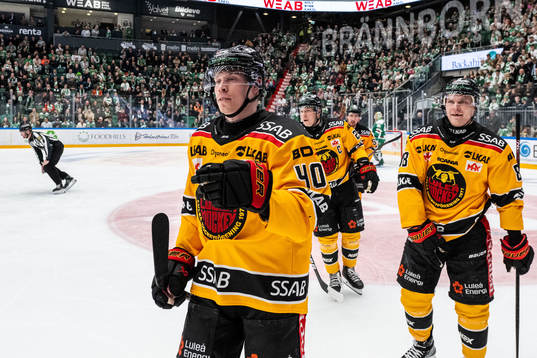 Luleås Tomi Sallinen jublar