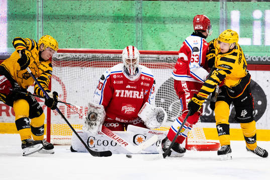 Skellefteås Rickard Hugg, Linus Lindström och Timrås