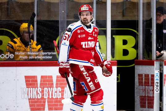 Timrås Anton Lander utvisas
