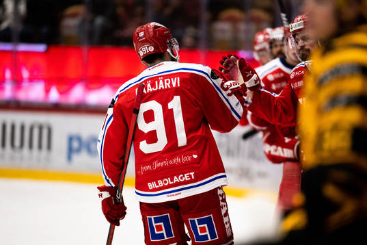 Timrås Magnus Pääjärvi jublar