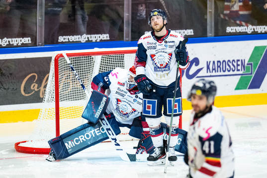 Linköpings målvakt Jesper Myrenberg och Linus Hultström