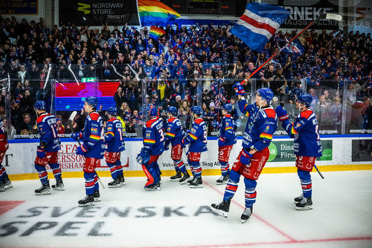 Oskarshamns spelare jublar