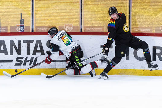 Malmö Redhawks Emil Sylvegård och Brynäs Oskar Kvist