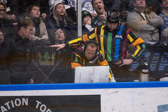 Videogranskning Domare Mikael Sjöqvist och Domare Andreas